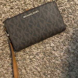 Michael Kors Wallet/Wrislet, Smartphone holder